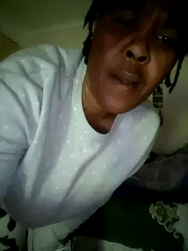 MilkBoobsxx82's web cam