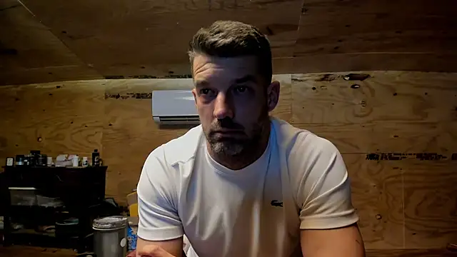 Kenny_Kyle's Stripchat show and profile