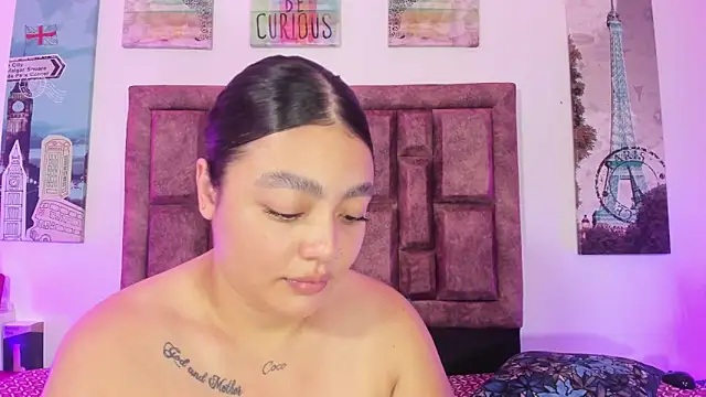 NaughtyAnaa's web cam