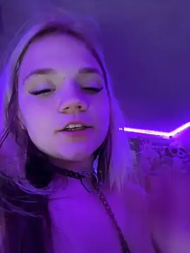 Cutiepiespanks live sex cam