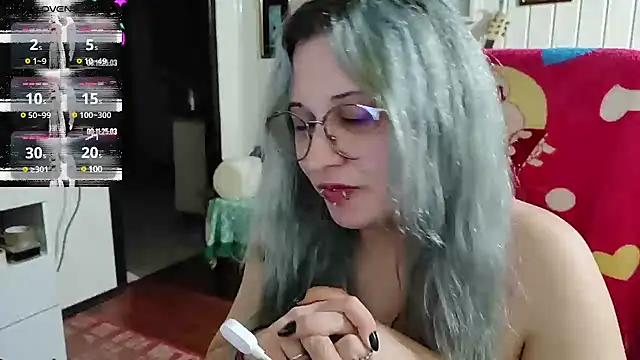 ElfGrey's Stripchat show and profile