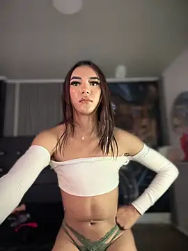 Nikol_Rang__ live sex cam