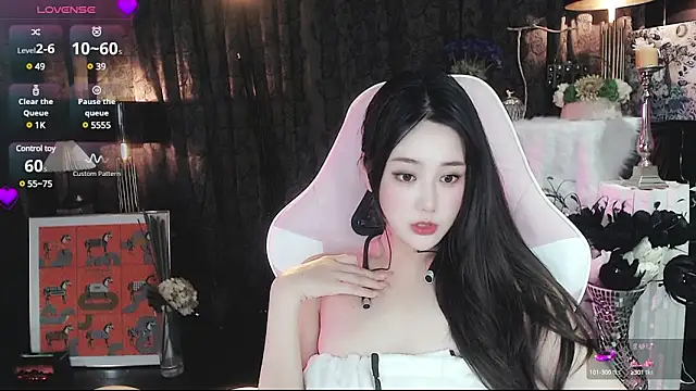 Alice-777 live sex cam