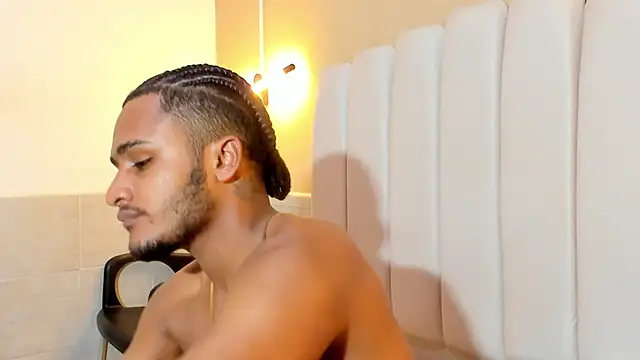 Mike_Jhonsonn live sex cam