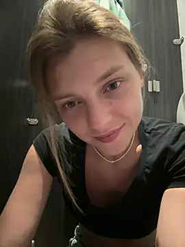 ValenciaShock live sex cam