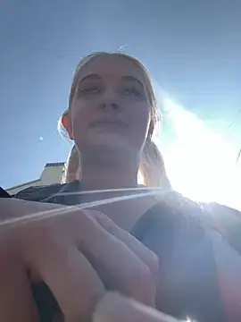 Milkyy_wway live sex cam