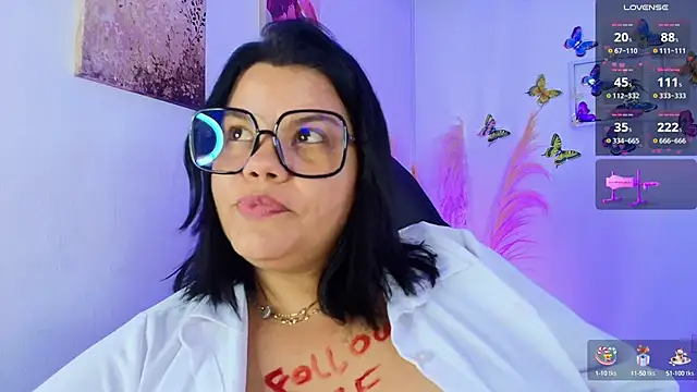Iamlola_'s web cam