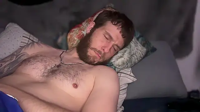 quesswhosback live sex cam