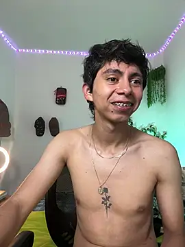 Yaiden_11 live sex cam