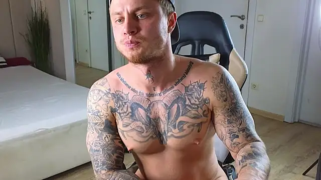 more__than__love's Stripchat show and profile