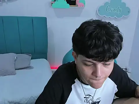 Pussyboy_'s web cam