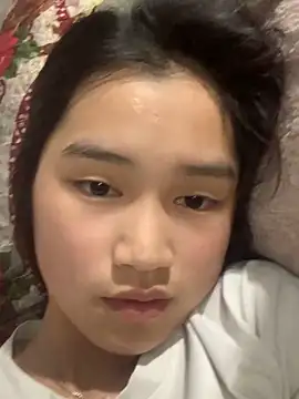 Love-Mpham12 live sex cam