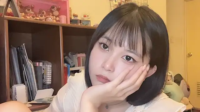 luna51888 live sex cam