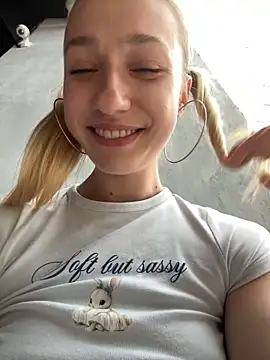 Lia__Love live sex cam