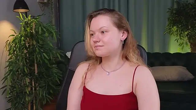 Emma_Stoune's web cam