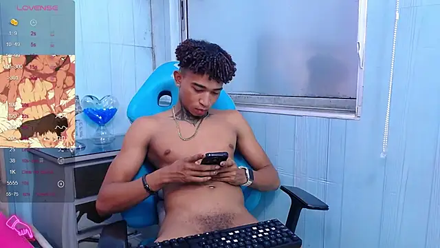 sexy_blacks_'s Stripchat show and profile
