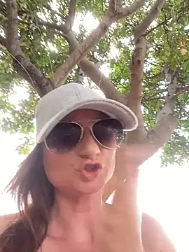 Samira-Summer live sex cam
