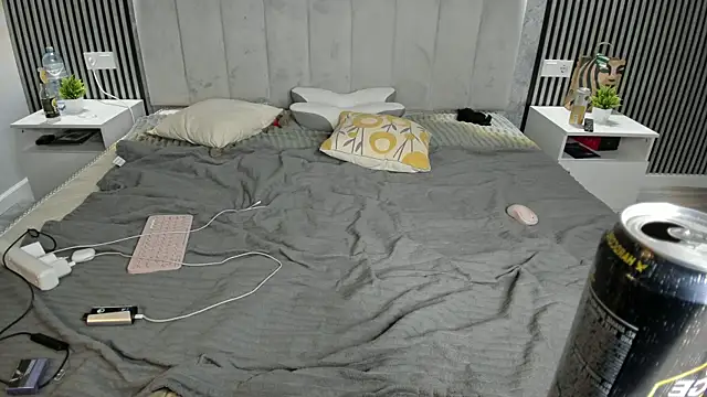 tattoed_levi live sex cam
