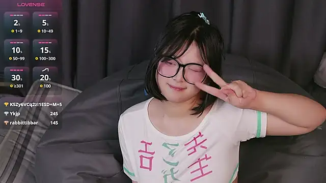 Yu_UwU_ live sex cam
