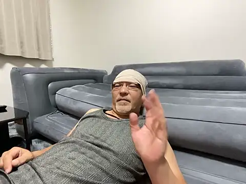 Grandpa29hijii live sex cam