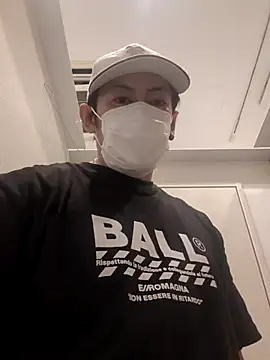 RYOTA8888888888's Stripchat show and profile
