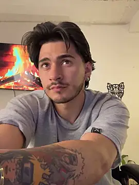 Elian_savoy live sex cam