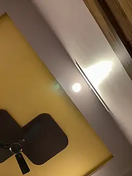 Hornybeardguy live sex cam