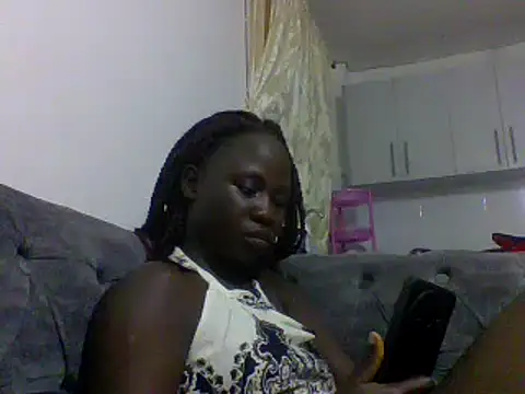 ebony_mellanin's cam snapshot