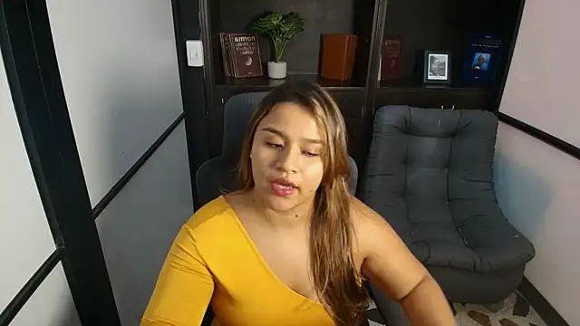 ElaBourn_'s web cam