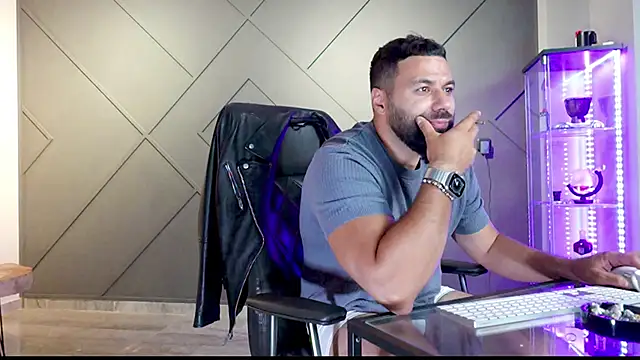 mattmasterss live sex cam