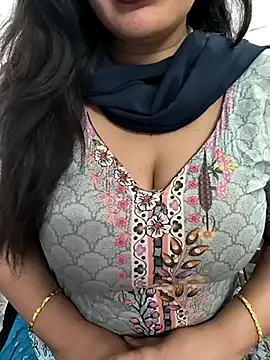 lovely_zara's web cam
