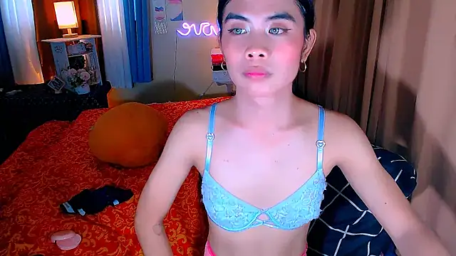 mikhaylahanderson live sex cam