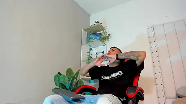 tatanwalker live sex cam