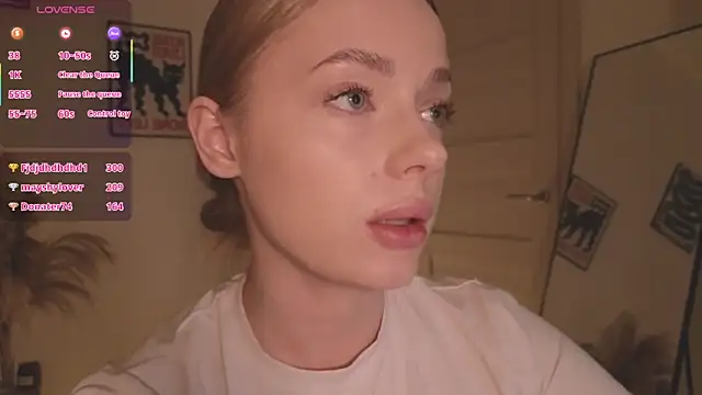 _MayShy_'s web cam