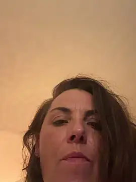 secretslutforall's web cam