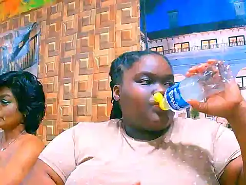EbonyHotBuns live sex cam
