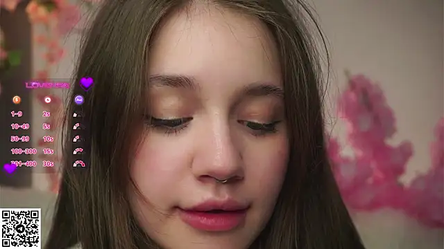 AmiLewis live sex cam