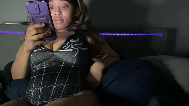 Cum4Fairy's cam snapshot