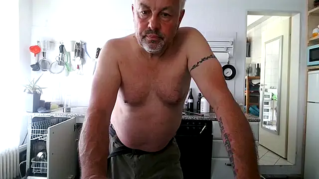 Berg_Boy live sex cam