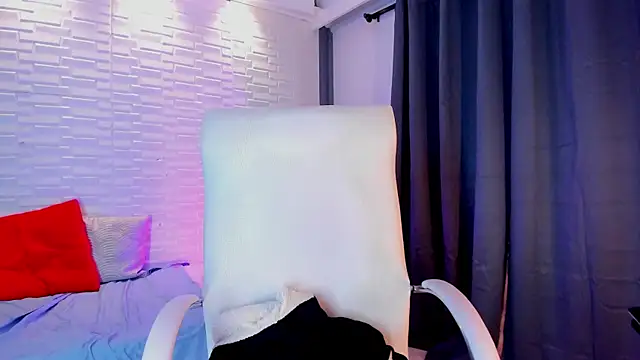 TiffanyWalk's web cam