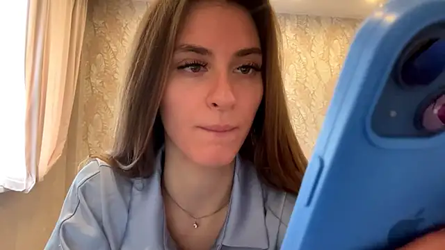 miainheat's web cam