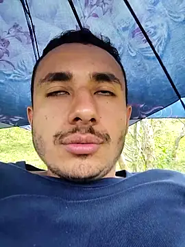 RelaxJhon99's web cam