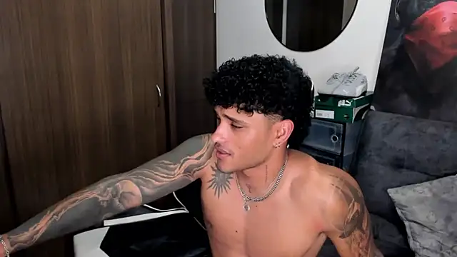 Alessandro_Vanni live sex cam
