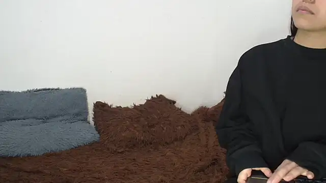 SaraAndThomas's web cam