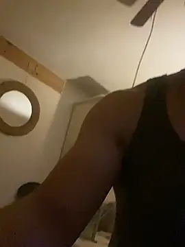 FumesClouds live sex cam