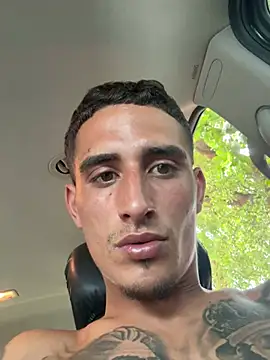 Cuban_4777 live sex cam