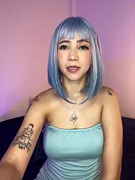 emma_woods_'s web cam
