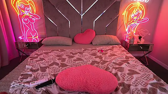 LylaYeess live sex cam