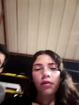 daring_lily live sex cam