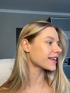 JessIsLove live sex cam